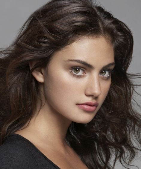 phoebe-tonkin-h2o-just-add-water-1869463-583-700.jpg